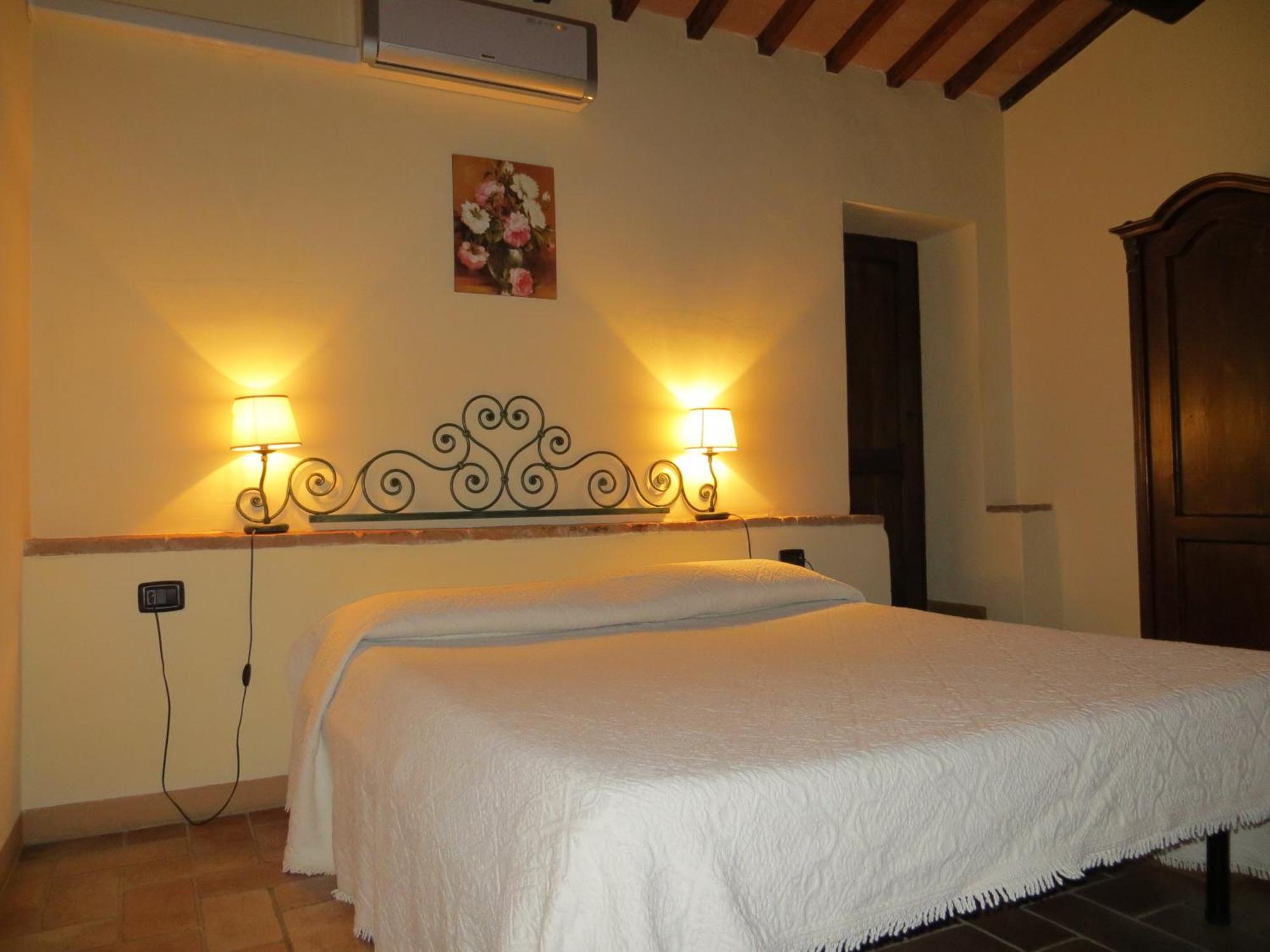 Agriturismo Casale Delle Lucrezie Todi Kültér fotó