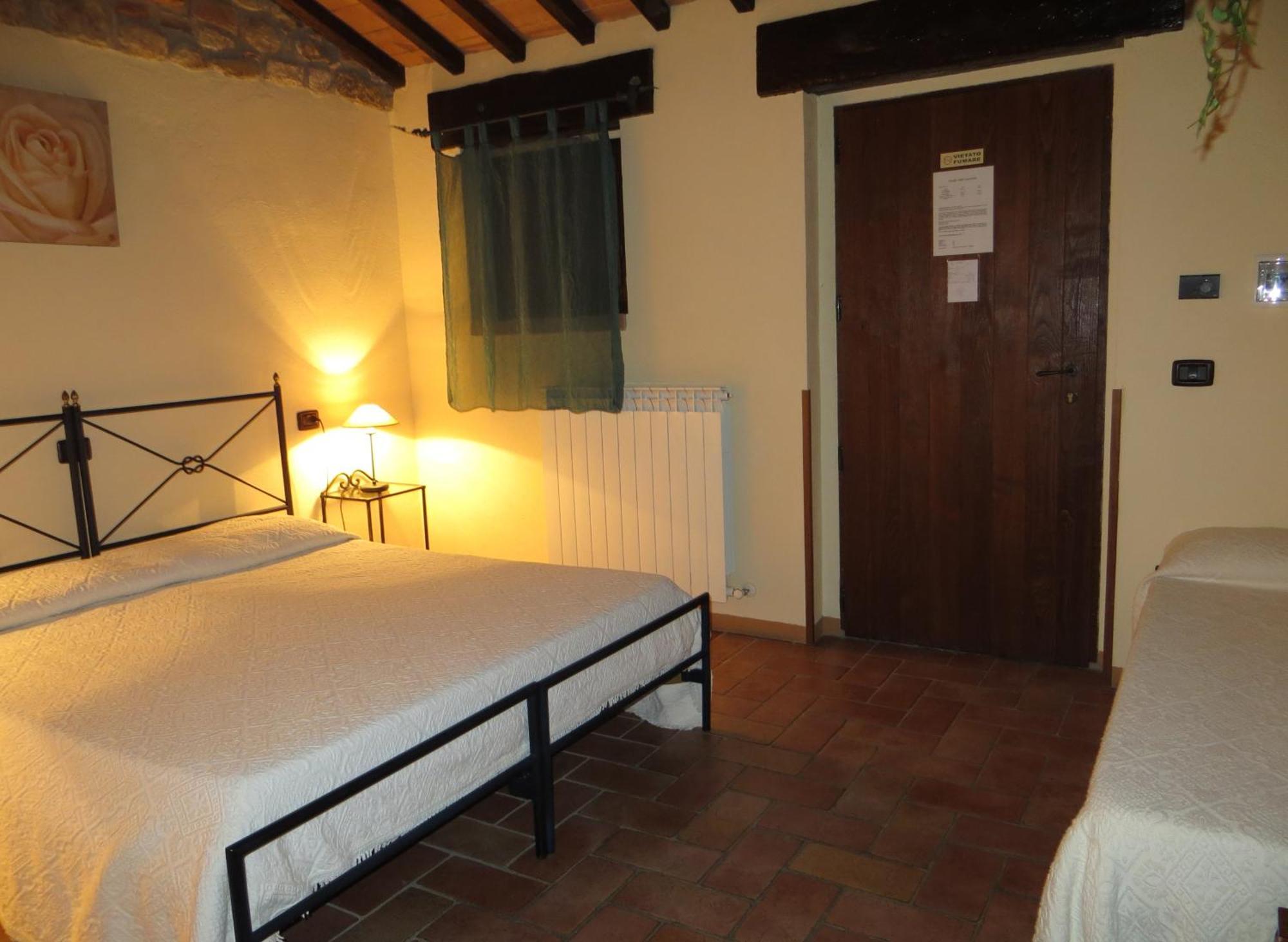 Agriturismo Casale Delle Lucrezie Todi Kültér fotó