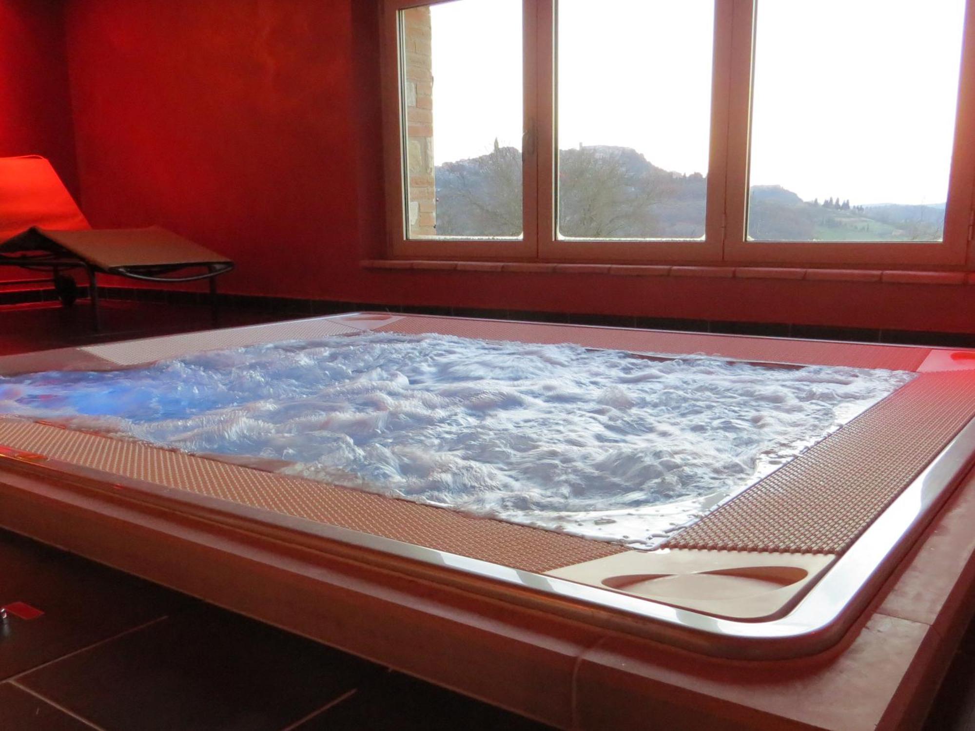 Agriturismo Casale Delle Lucrezie Todi Kültér fotó